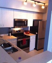 11155 SW 5th Pl, Unit 303 in Pembroke Pines, FL - Building Photo - Building Photo
