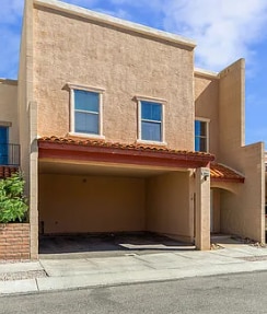 property at 18841 S Brentford Dr