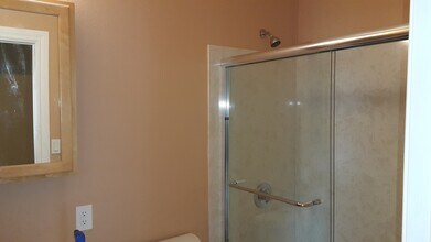 2615 Wallace St in Oakland, CA - Building Photo - Building Photo