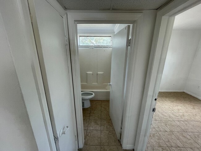 5250 Hemlock Dr in New Port Richey, FL - Building Photo - Building Photo