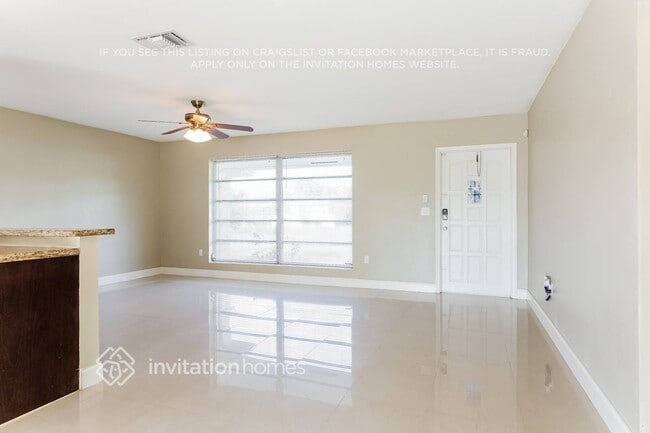 8320 NW 24th Pl in Sunrise, FL - Building Photo - Building Photo