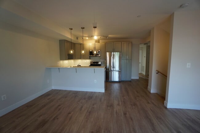 2605 11th St NW, Unit A in Washington, DC - Building Photo - Building Photo