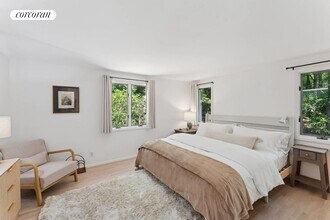 37 Trout Pond Rd in Sag Harbor, NY - Building Photo - Building Photo