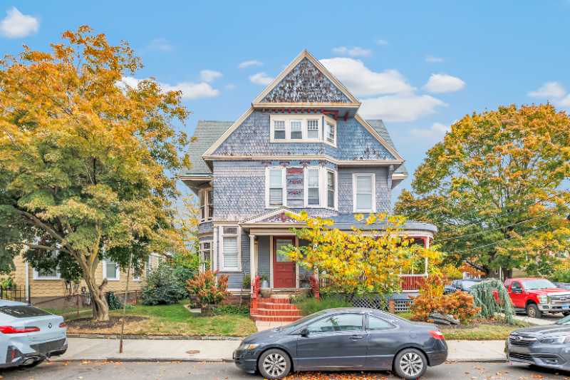 276 West Ave-Unit -3rd Floor in Bridgeport, CT - Foto de edificio