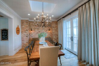 4535 E Calle Ventura in Phoenix, AZ - Building Photo - Building Photo