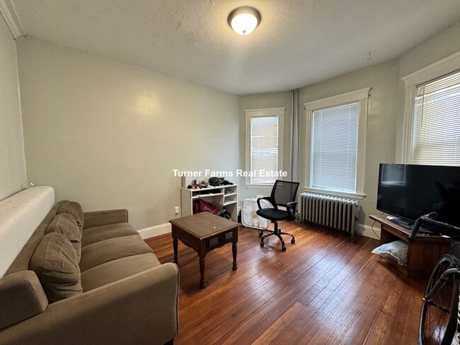 15 Cawfield St, Unit 1