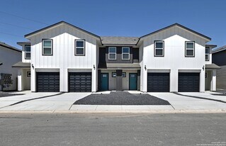 11318 Clearmine St in San Antonio, TX - Building Photo