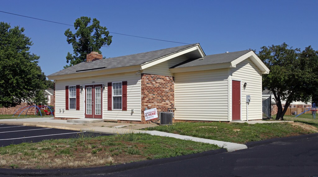Chester Townhomes Chester, VA Apartments For Rent