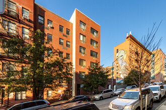 158 E 100th St in New York, NY - Building Photo - Building Photo