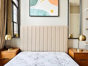 Furnished room/NOT APARTMENT in Brooklyn, NY - Foto de edificio - Building Photo