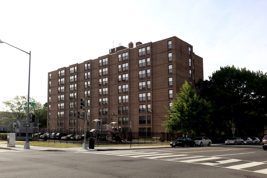 Foster House in Washington, DC - Building Photo