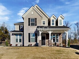 122 Marin Dr in Hendersonville, TN - Building Photo