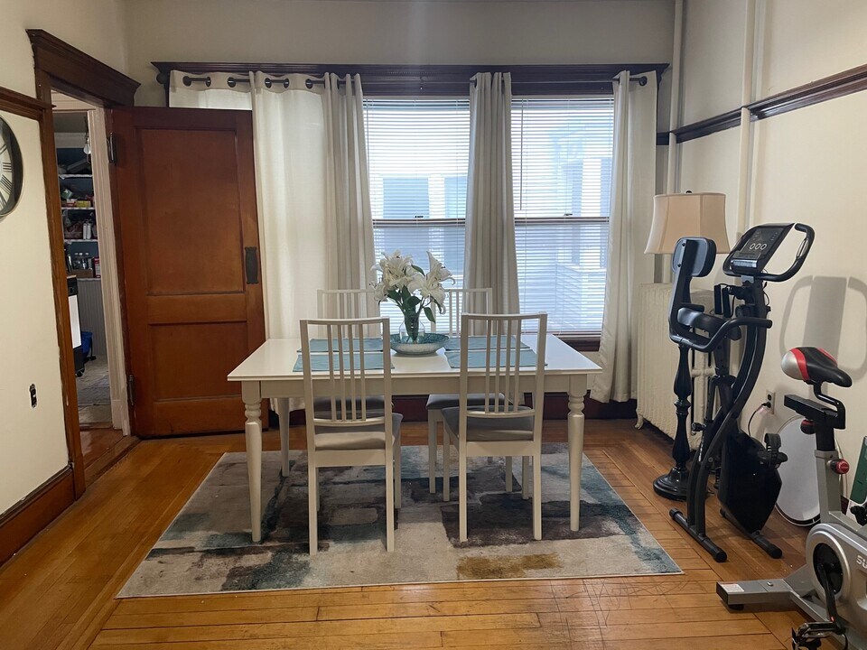 325 Faneuil St, Unit 3 in Boston, MA - Building Photo