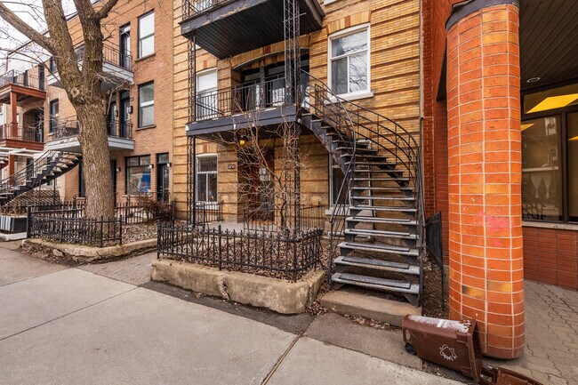 4705-4713 Papineau Av