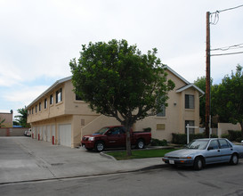 7222-7242 20th St in Westminster, CA - Building Photo - Building Photo