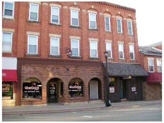 40 & 50 Main Street in Platteville, WI - Building Photo