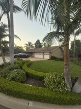1 Pleasant Hill Dr in Rolling Hills Estates, CA - Building Photo - Building Photo