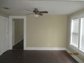 1426 Mary St in Waycross, GA - Building Photo - Building Photo