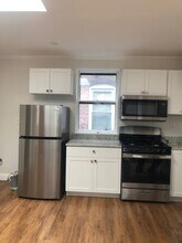 214 Hanover St, Unit 3 in Boston, MA - Building Photo - Building Photo