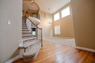 11033 Grayledge Cir in Highlands Ranch, CO - Building Photo - Building Photo