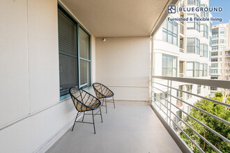 2 Townsend St in San Francisco, CA - Building Photo - Building Photo