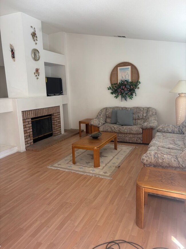 12481 Pacoima Rd in Victorville, CA - Building Photo - Building Photo