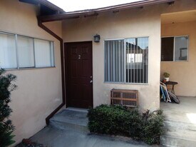 5326 Lincoln Ave, Unit HP 2 in Los Angeles, CA - Building Photo