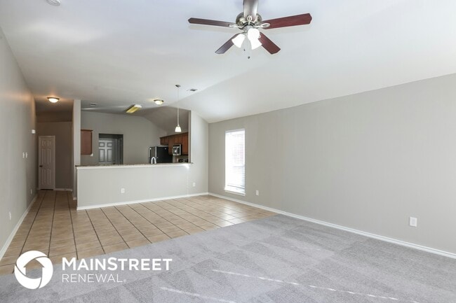 7928 Hill Country Ln in Dallas, TX - Building Photo - Building Photo