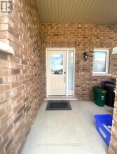 78 Glenvista Dr in Kitchener, ON - Building Photo - Building Photo