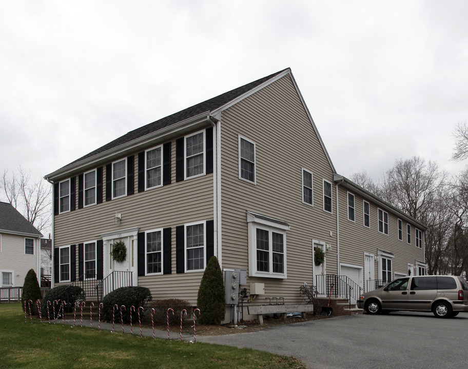 135 Bolivar St in Canton, MA - Building Photo