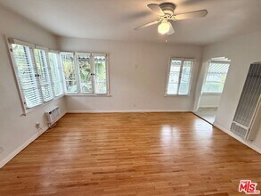 1155 N Genesee Ave in West Hollywood, CA - Building Photo - Building Photo