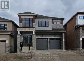 5 Abbey Cres in Barrie, ON - Building Photo