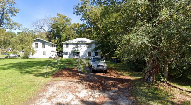 property at 609 Comet St