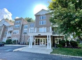 3103 Peer Pl, Unit 3103 Peer Place in Denville, NJ - Building Photo