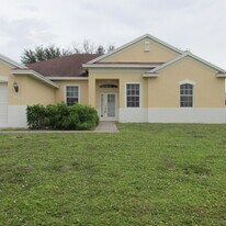 3413 SW San Benito St in Port St. Lucie, FL - Building Photo