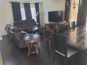 1405 Anglican Dr in Arlington, TX - Building Photo - Building Photo