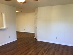 2616 Burke Ln in Fayetteville, NC - Building Photo - Building Photo