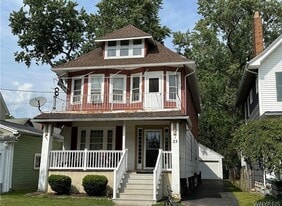 23 Indian Orchard Pl, Unit Lower in Buffalo, NY - Building Photo