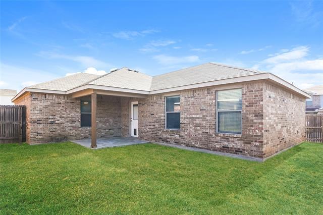 3401 Michelle Ridge Dr in Fort Worth, TX - Foto de edificio - Building Photo
