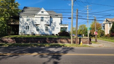 42 S Adams St, Unit 3 in Akron, OH - Building Photo - Building Photo