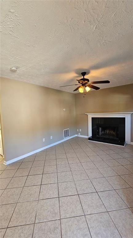 994 Hickory Bend Rd in Atlanta, GA - Building Photo - Building Photo