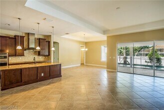 321 Turnbury Way in Naples, FL - Building Photo - Building Photo