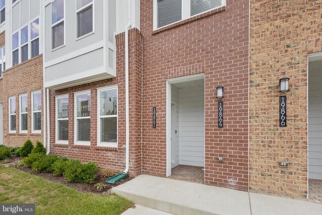 property at 19862 Lavender Dust Sq