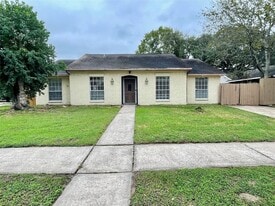 7110 Foxmar Ln in Humble, TX - Building Photo