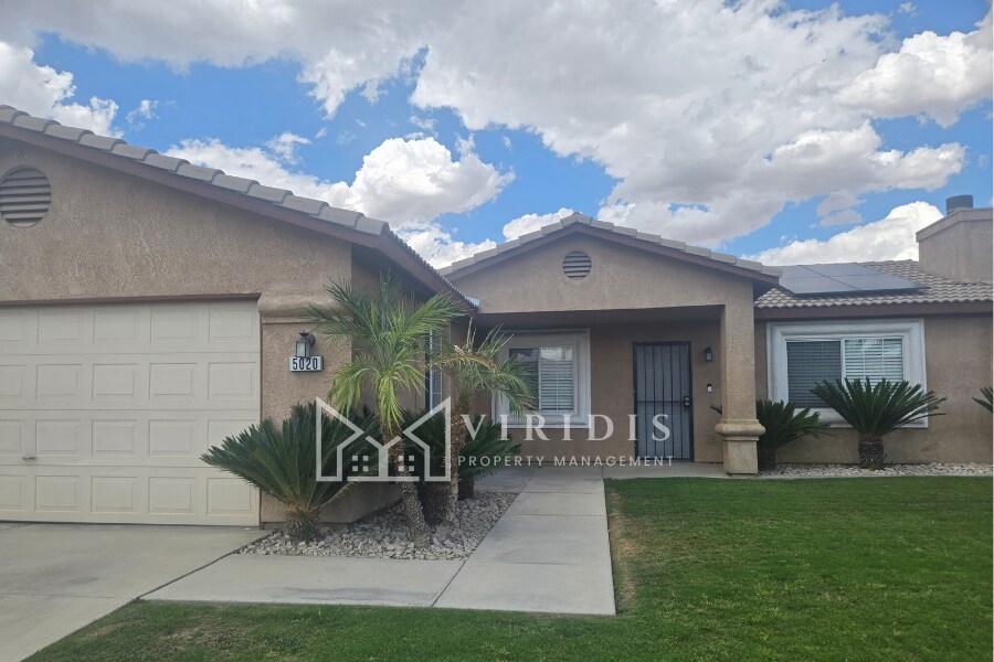 5020 Trabuco Canyon Dr in Bakersfield, CA - Building Photo