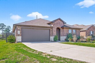 40503 Birch Shadows Ct in Magnolia, TX - Building Photo - Building Photo