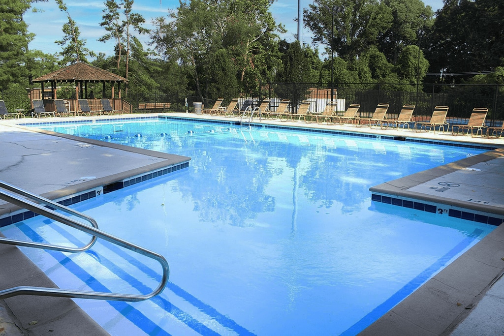 Suson Pines Apartments in St. Louis, MO