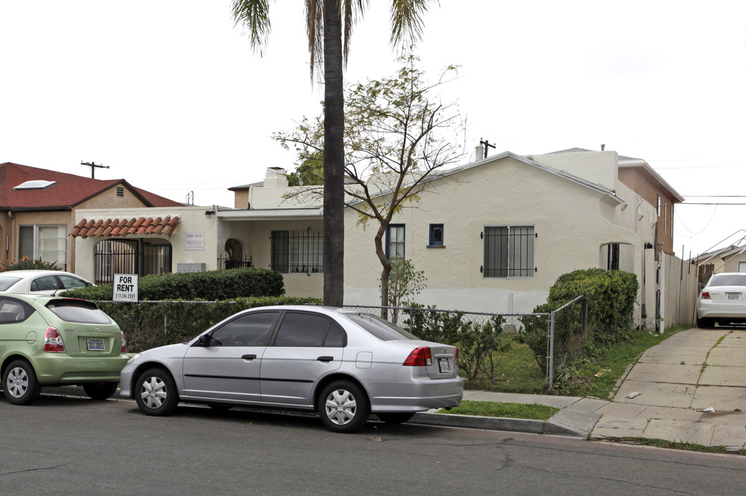 4 Units & Sfr in San Diego, CA - Foto de edificio