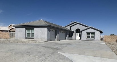 8610 Bolero Dr in Yucca Valley, CA - Building Photo - Building Photo