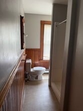 64 Crapo St in Bridgewater, MA - Building Photo - Building Photo